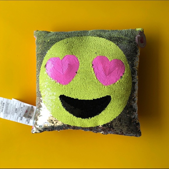 Emoji cushion. Reversible sequins. - Picture 4 of 7